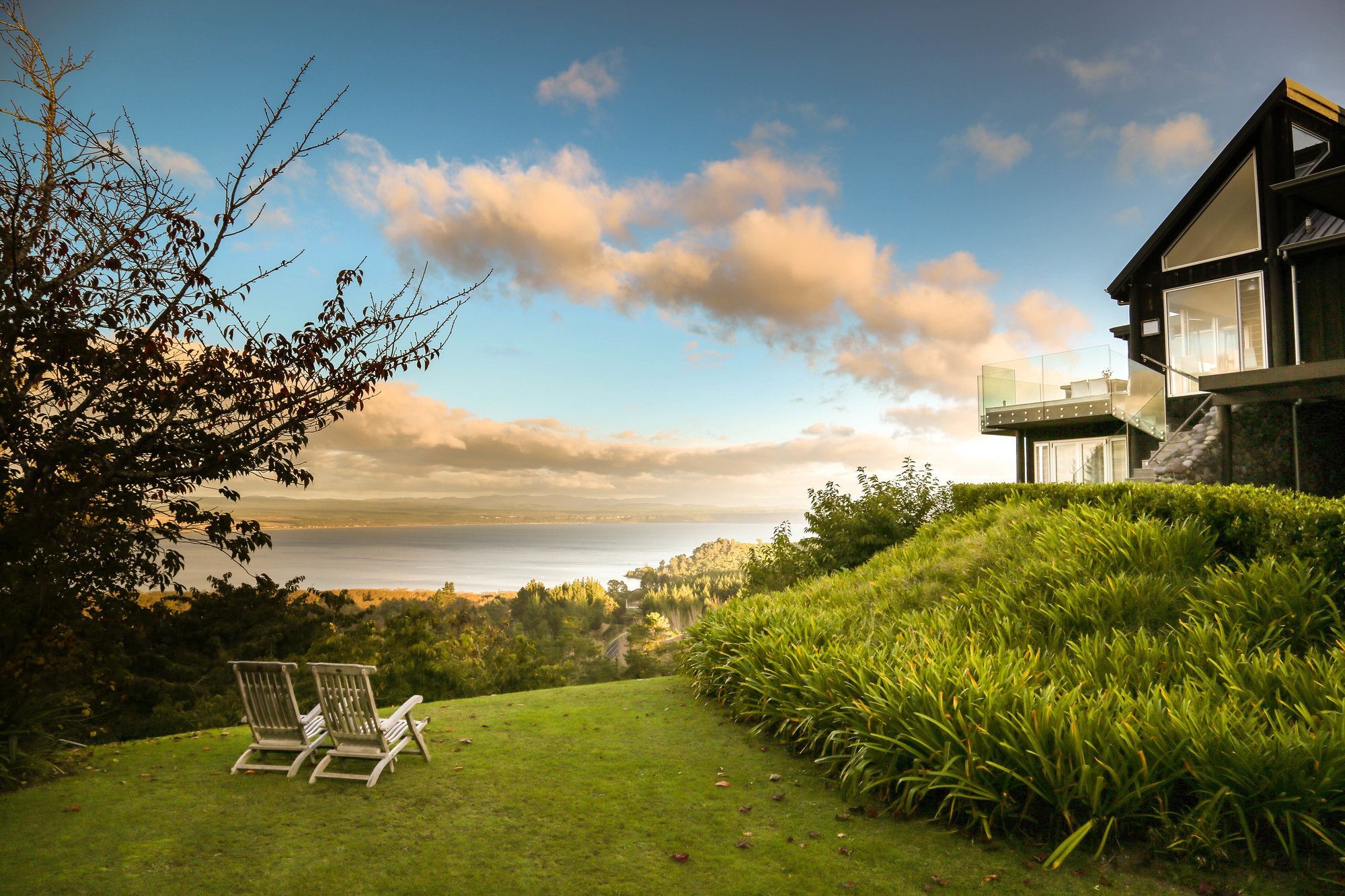 อคาเซีย คลิฟ ลอดจ์ Bed & Breakfast เทาโป ภายนอก รูปภาพ