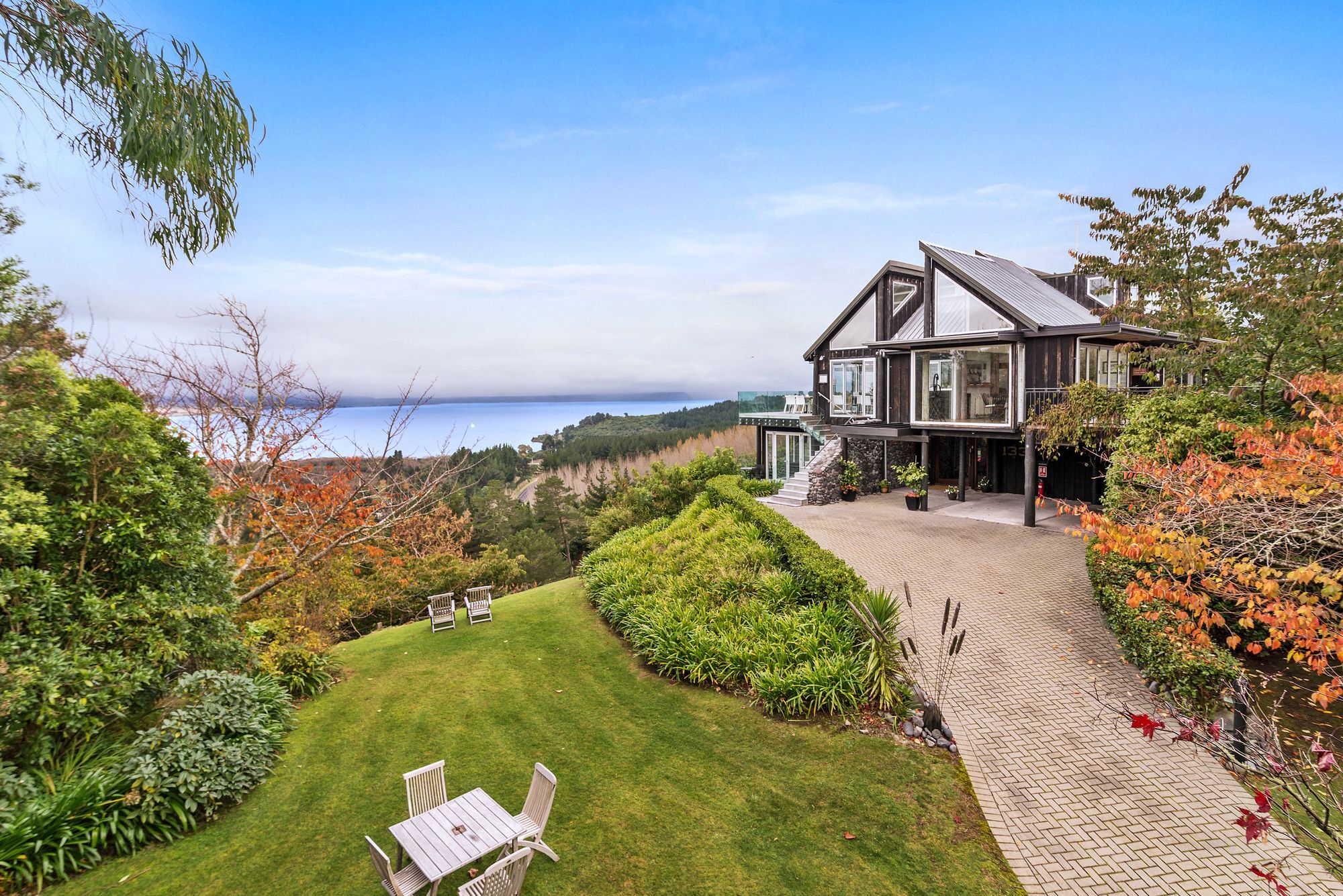 อคาเซีย คลิฟ ลอดจ์ Bed & Breakfast เทาโป ภายนอก รูปภาพ